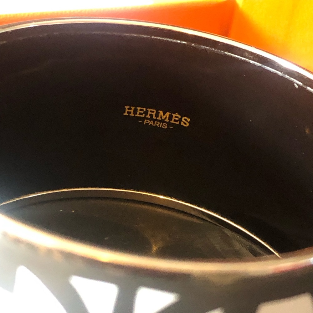 Hermes Wide cuff bangle bracelet white enamel & palladium, box and pouch PM - Picture 6 of 7
